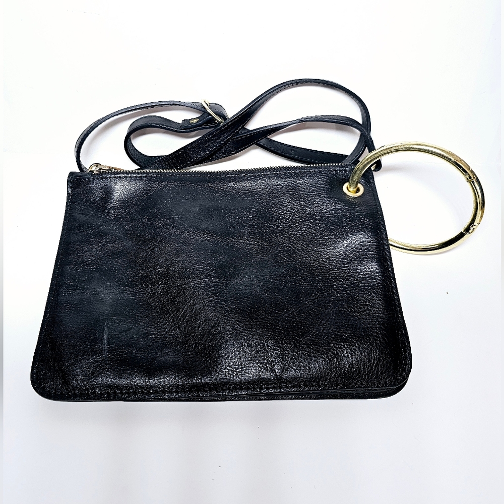 Divina Firenze Leather Solid Black Crossbody Purse 3 Zip Pockets Flaps Hoop